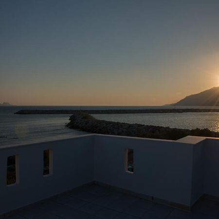 Golden Sun Apartment Кокинос Пиргос Екстериор снимка