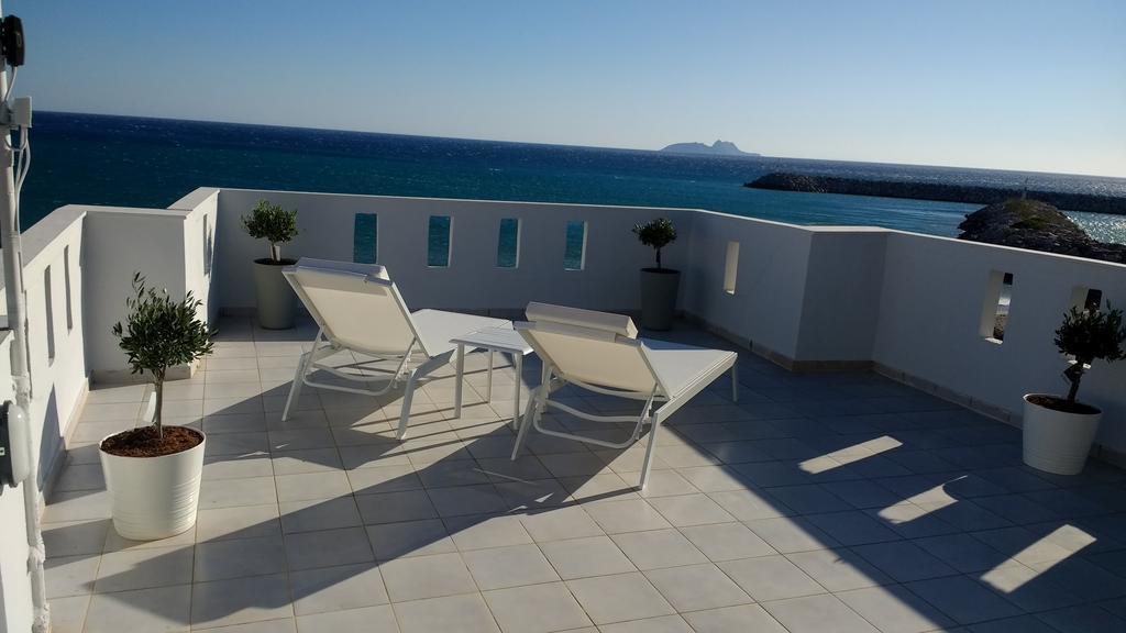 Golden Sun Apartment Кокинос Пиргос Екстериор снимка
